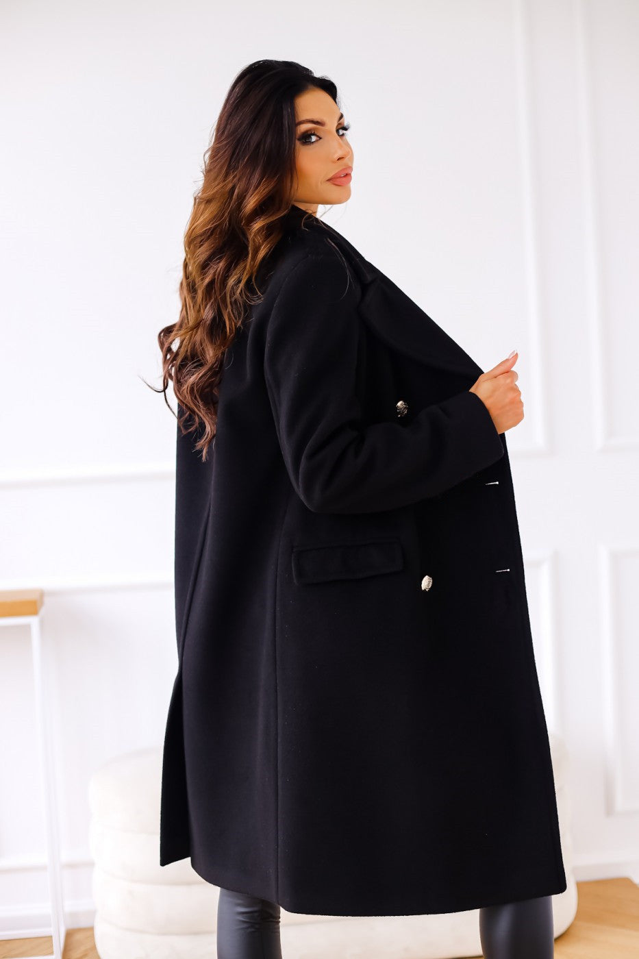 Dina – Doppelreihiger Mantel für Damen