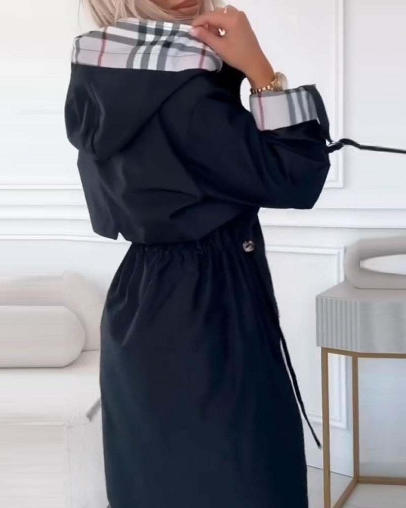 Gabriela – Trenchcoat mit praktischer Kapuze