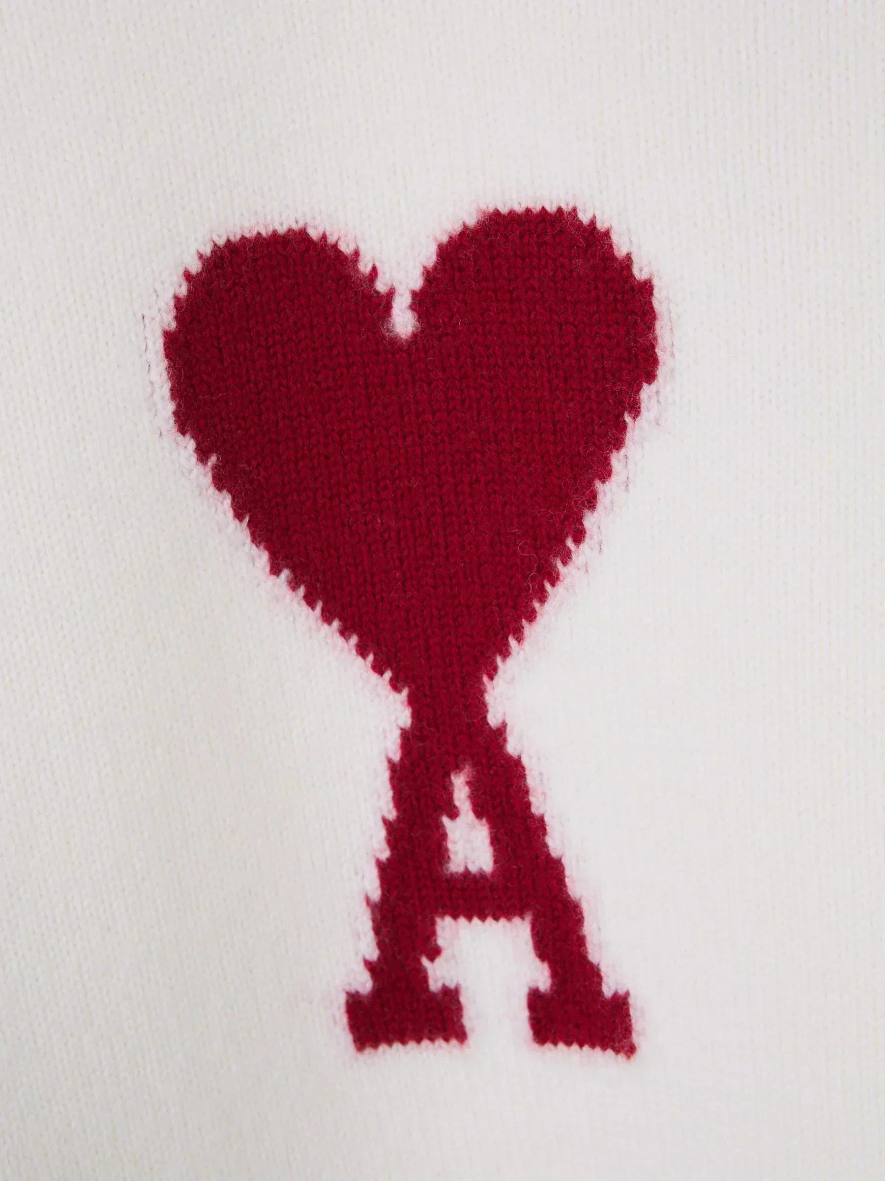 Marika - Herzbestickter Damenpullover