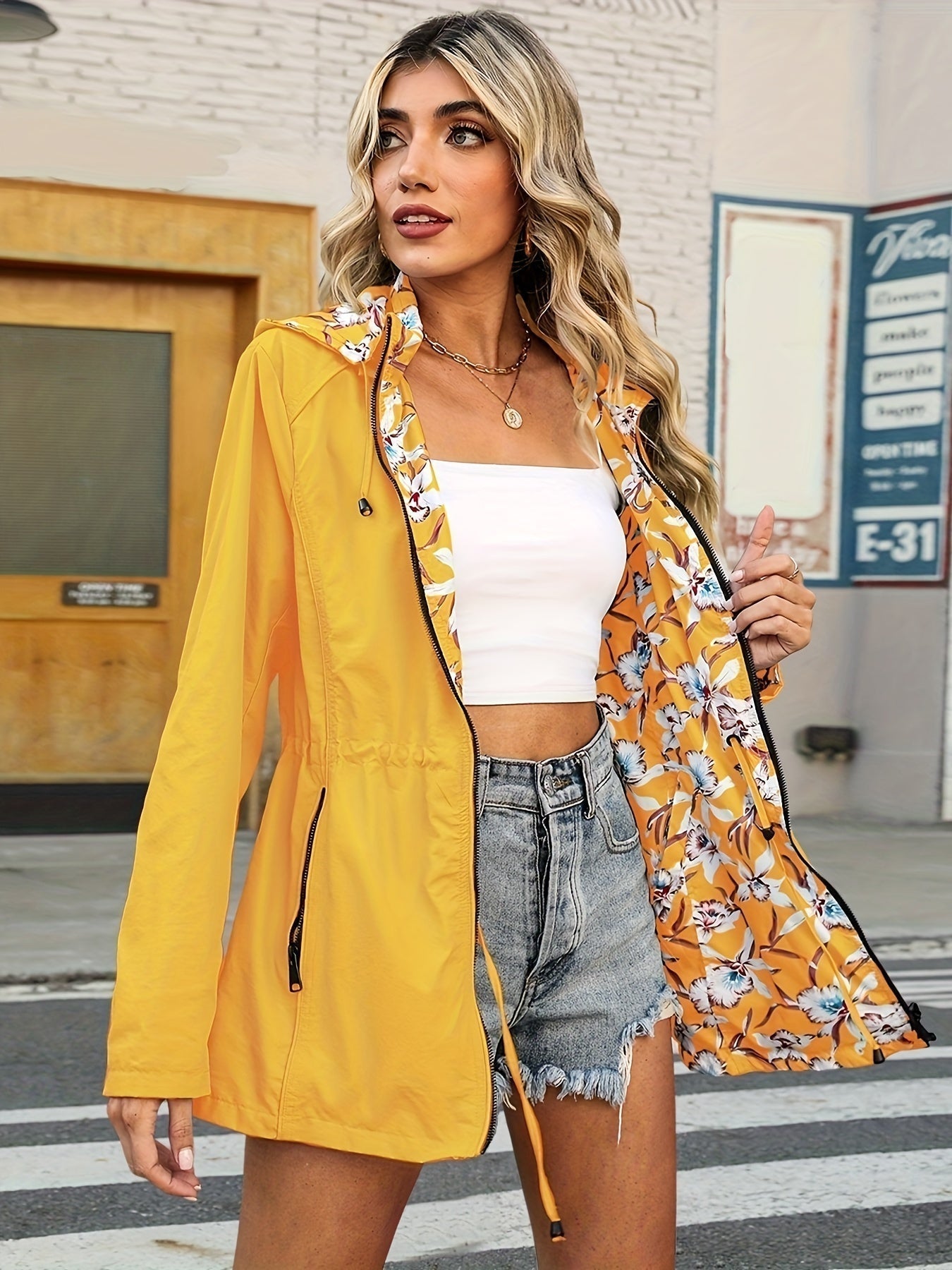 Carlotta - Damen Sommerjacke Blütenprint Mit Kapuze