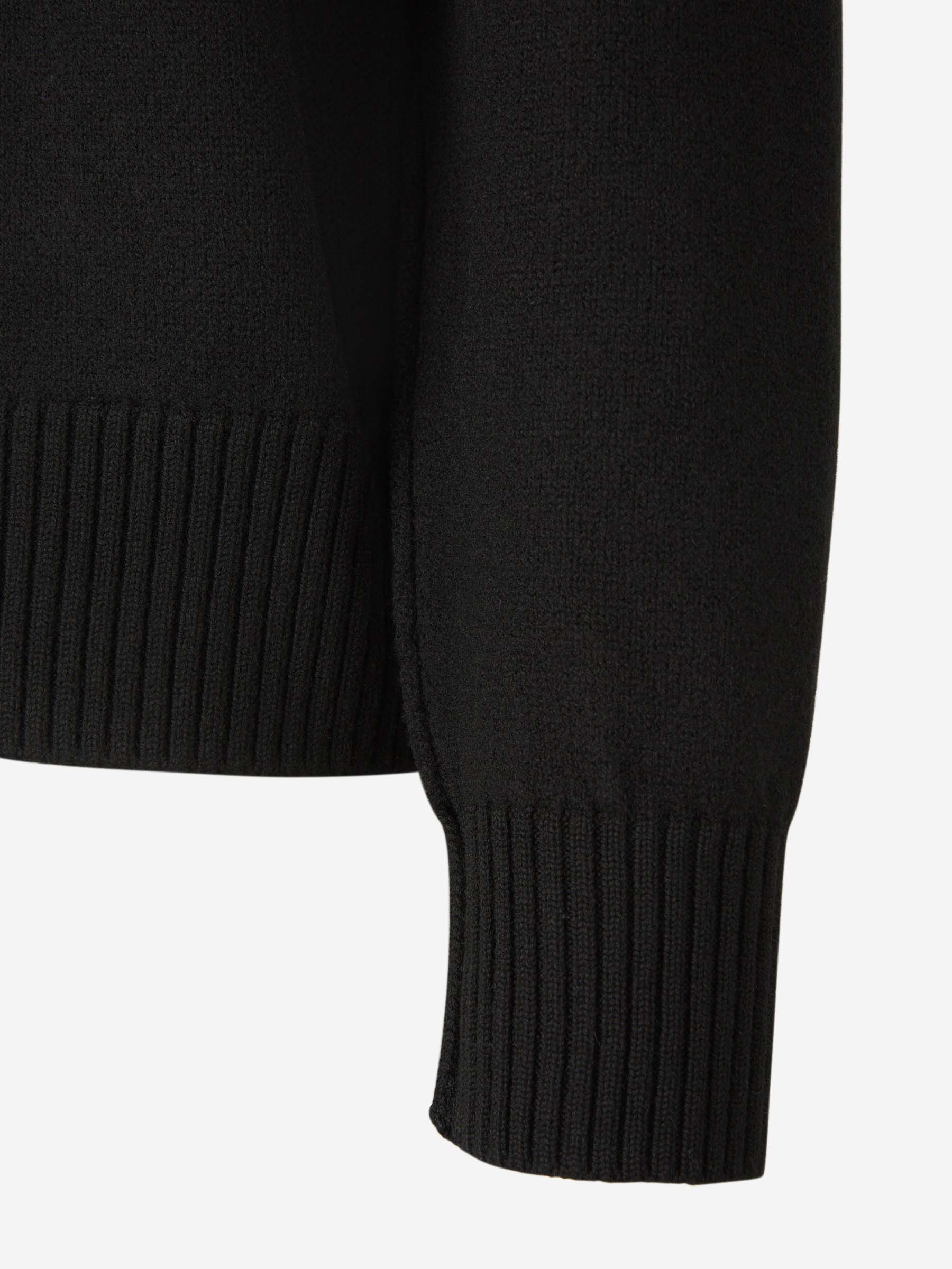 Marika - Herzbestickter Damenpullover