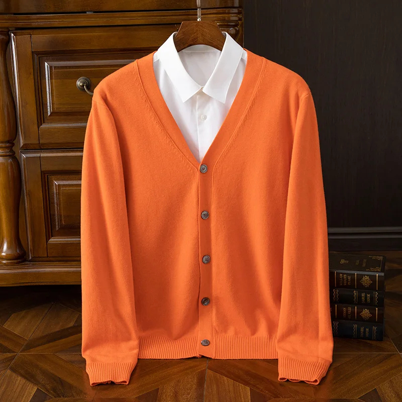 Oskar – Klassische Strickjacke mit Knöpfen