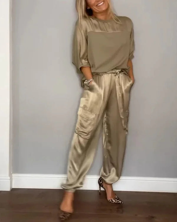 Cäciliane – Satin Set mit Top und Hose Gold