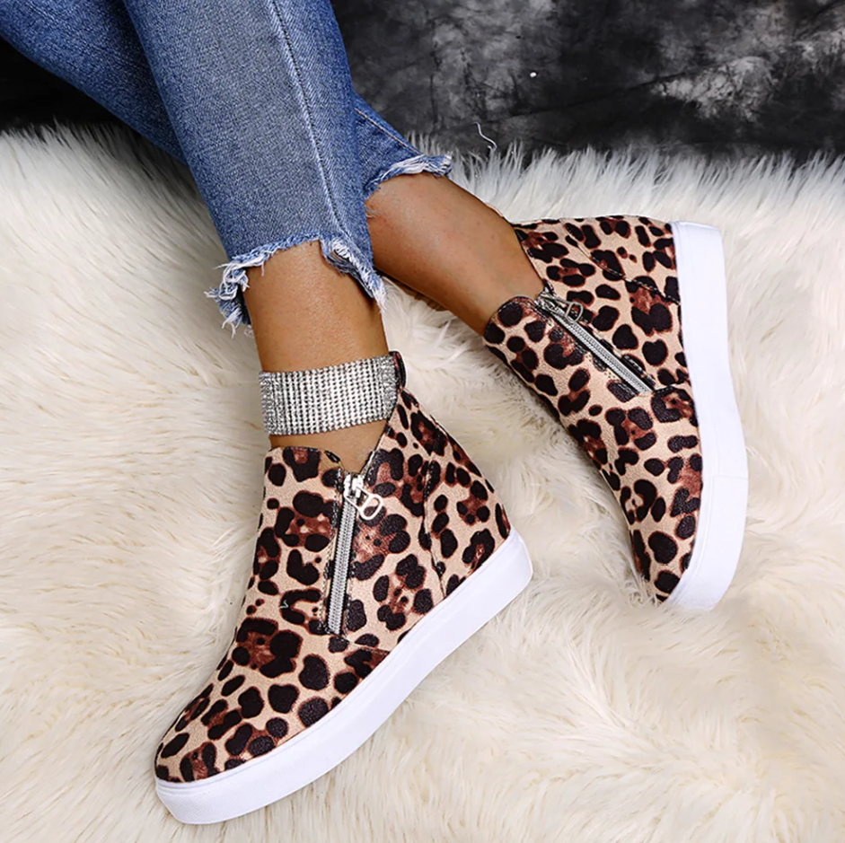 Frieda – Graue Slipper Mit Reißverschluss