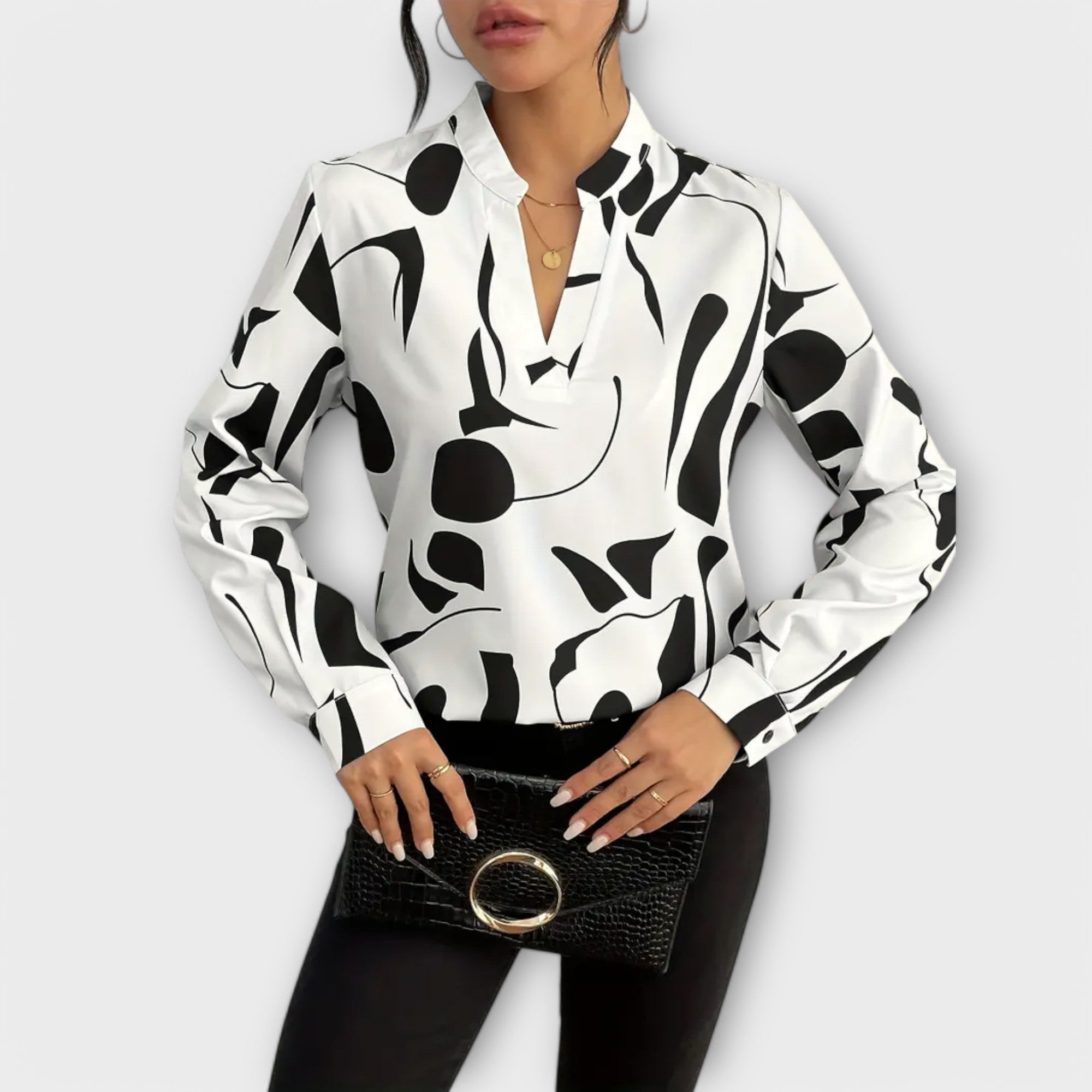 Chayenne - Elegante langärmelige Bluse mit spitzem Ausschnitt Weiß