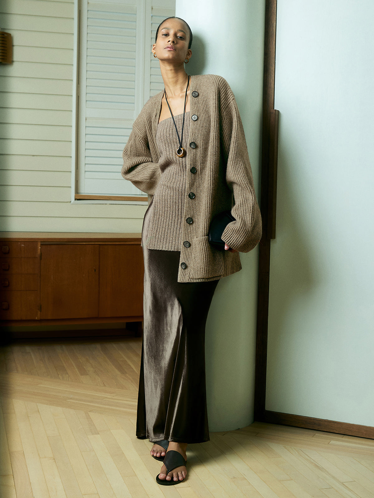 Norah - Klassische Damen Strickjacke im eleganten Stil