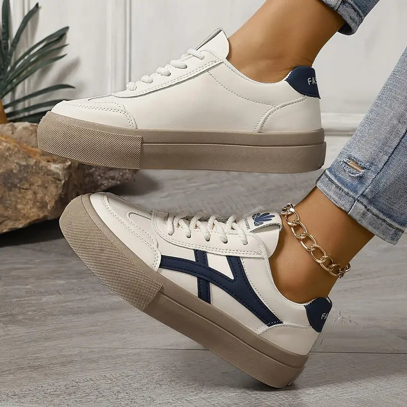 Edwina – Damen Sneaker mit Schnürung & Plateausohle Blau 3