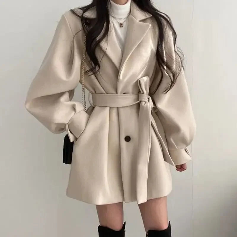Alina – Trenchcoat für stilvolle Auftritte