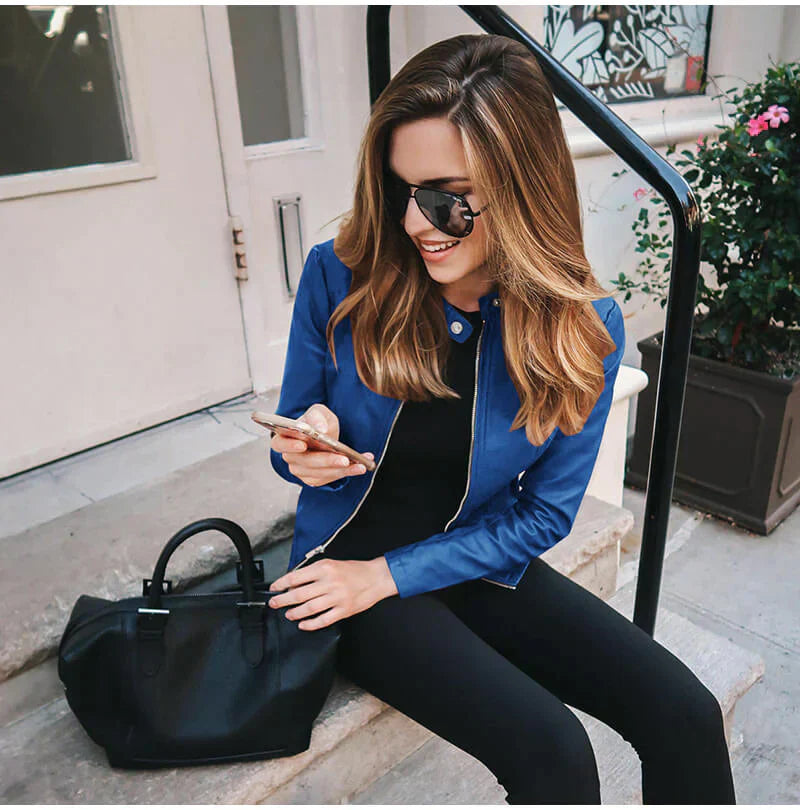 Karina – Stylische Damenjacke Modern Lässig