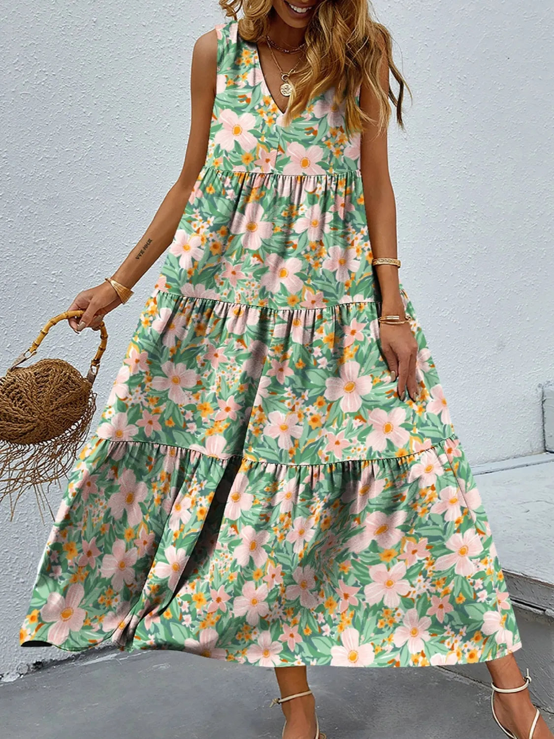 Jemima- Elegantes ärmelloses Maxikleid mit V-Ausschnitt und Blumenmuster Hellgrün
