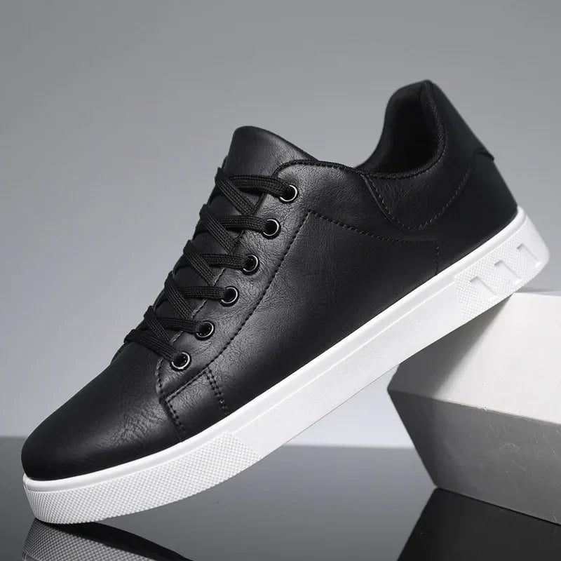 Luca - Klassischer Herren-Sneaker für intelligentes Training Schwarz