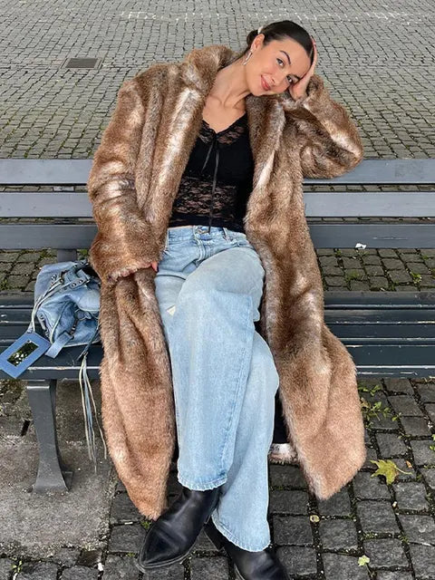 Klara – Flauschiger Winter-Trenchcoat für Frauen