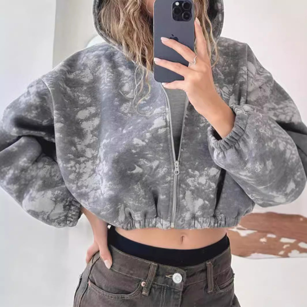 Kerstin – Kapuzenjacke mit abstraktem Muster