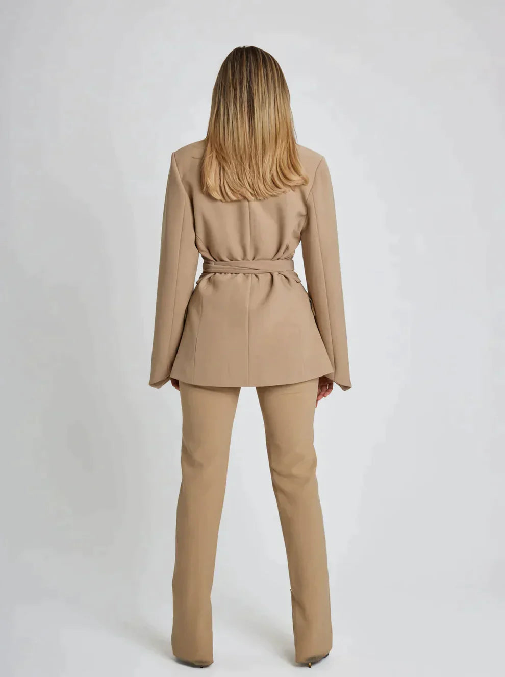 Helmine – Eleganter Blazer mit Gürtelakzenten für Damen