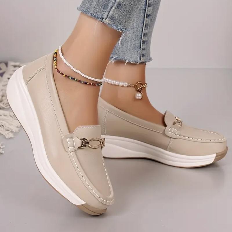 Olwen- Slipper mit Schnallendetail Beige