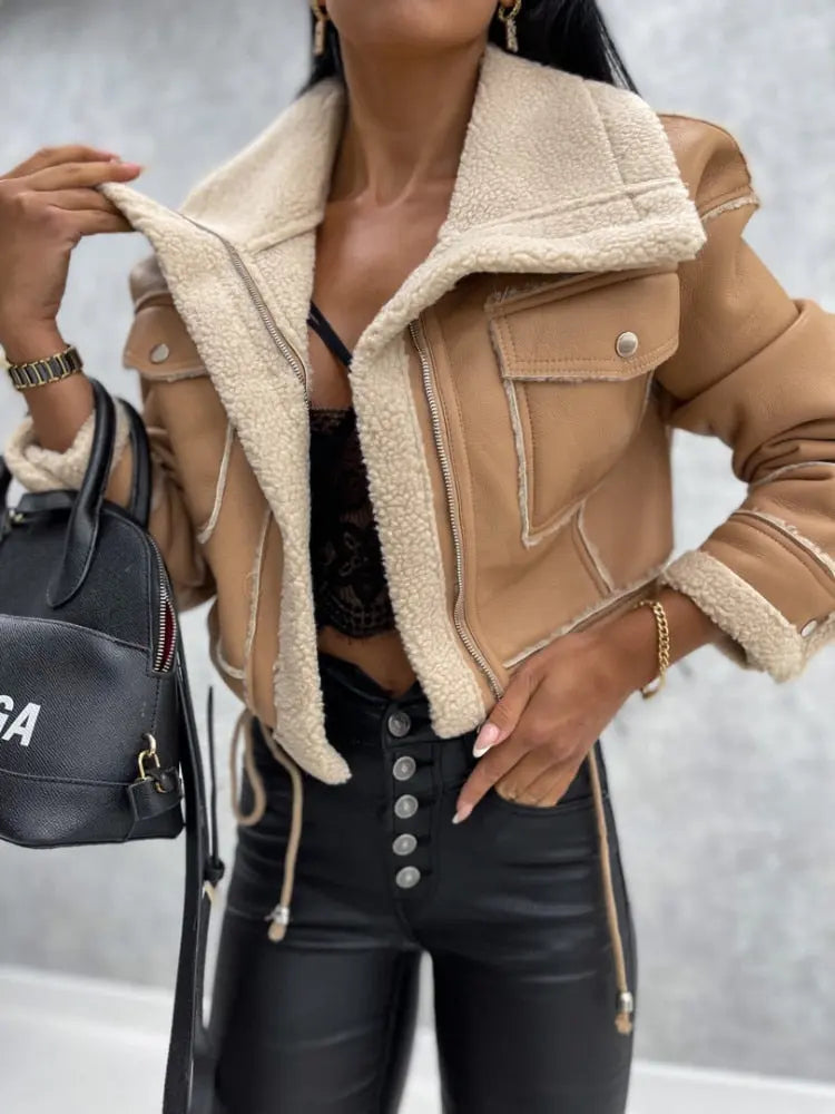 Quisella - Stilvolle Damen Kunstlederjacke Hellbraun