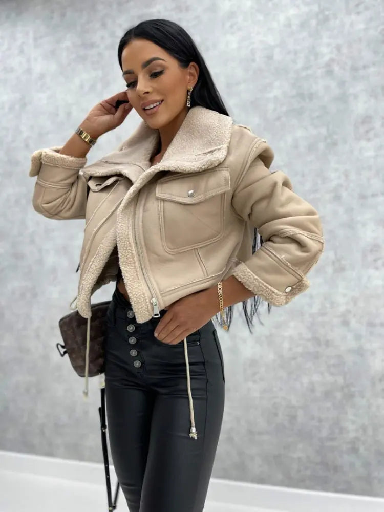 Quisella - Stilvolle Damen Kunstlederjacke