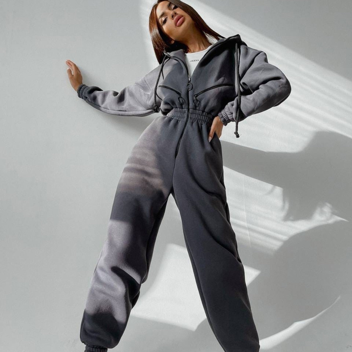 Pia – Damen Kapuzenanzug Jumpsuit