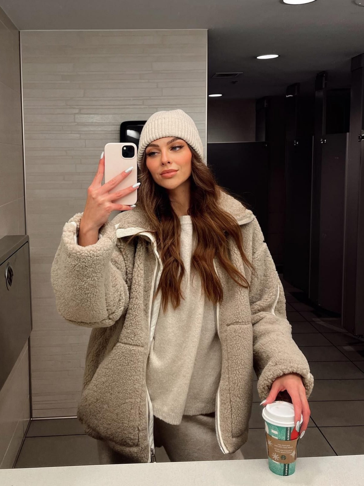 Maja – Warme Oversize-Jacke für Frauen