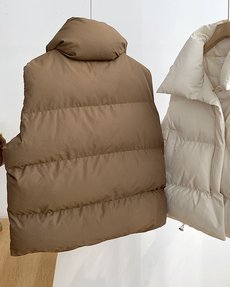Lena – Einfache ärmellose Steppjacke mit Reißverschlusstasche