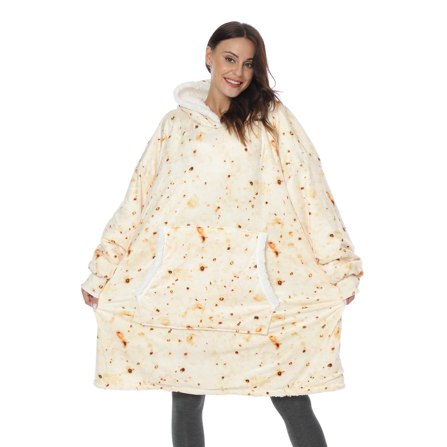 Benedikta – Fenna Kuscheliger Hoodie und Decke in Einem