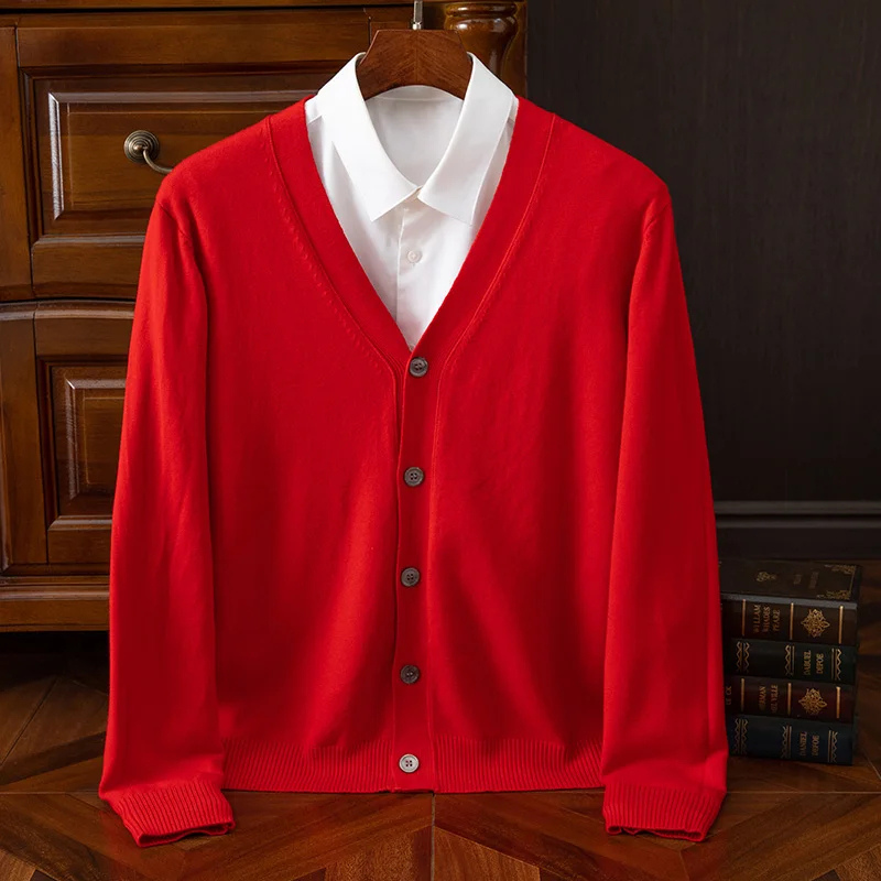 Oskar – Klassische Strickjacke mit Knöpfen