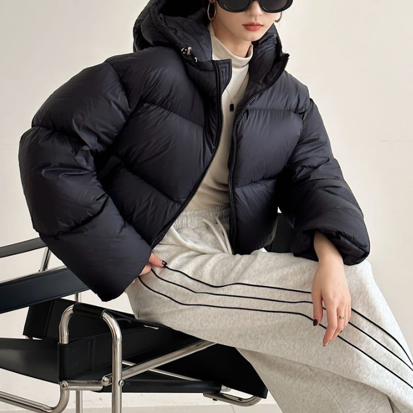 Catrin - Stilvolle Damen Steppjacke mit Kapuze