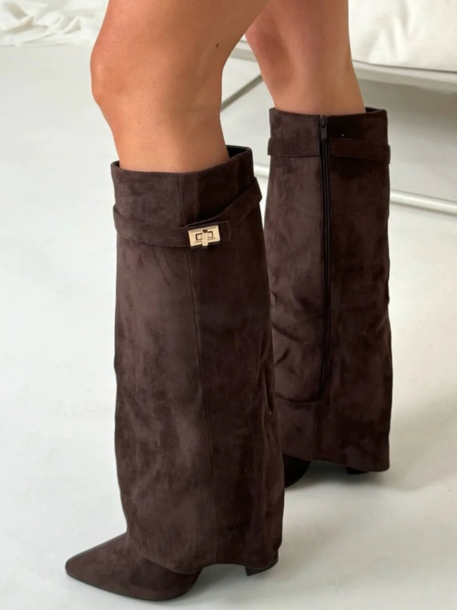 Olga – Elegante Damenstiefel Mit Goldenen Akzenten