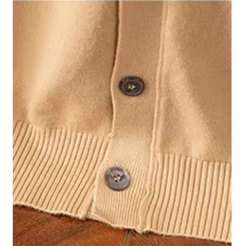Oskar – Klassische Strickjacke mit Knöpfen