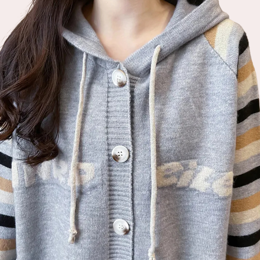 Priska – Praktische Strickjacke Mit Kapuze