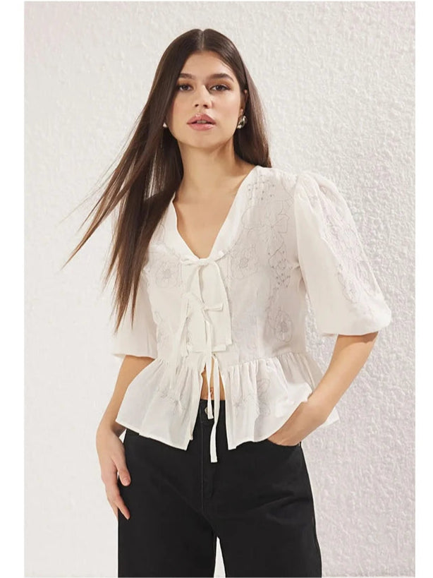 Bärbel - Damen Schnürbluse Puffärmel Weiß