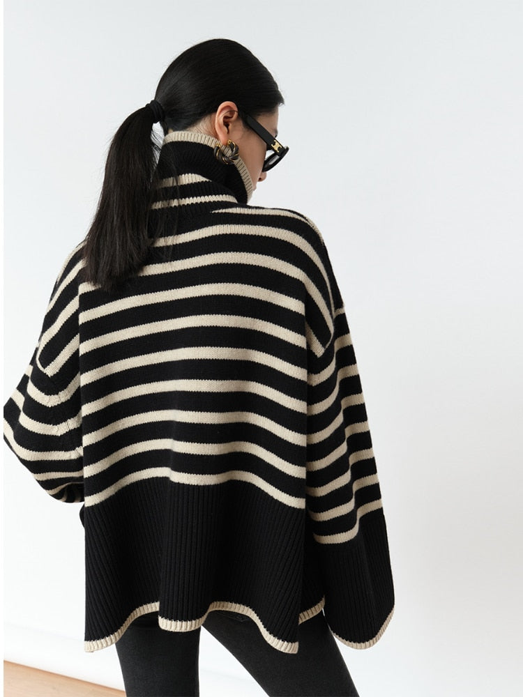 Felicitas – Rollkragenpullover Mit Elegantem Streifenmuster