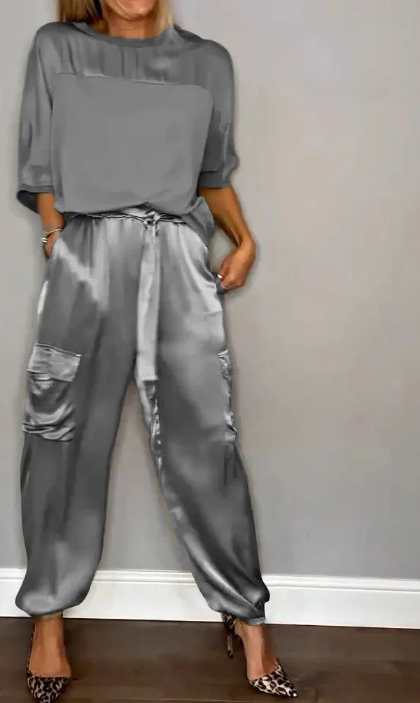 Cäciliane – Satin Set mit Top und Hose Grau