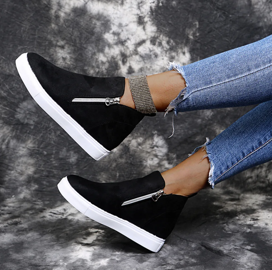 Frieda – Graue Slipper Mit Reißverschluss