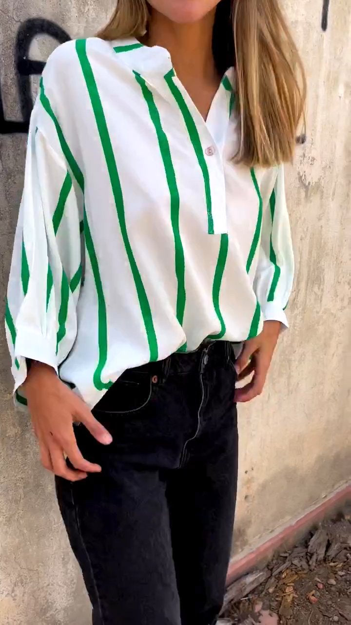 Daphnee - Weiße Gestreifte Bluse Klassik neu interpretiert Grün
