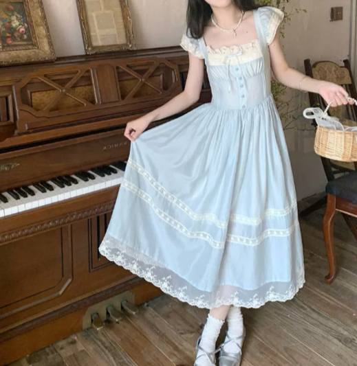 Delia – Romantisches Nostalgie-Kleid für Damen Hellblau