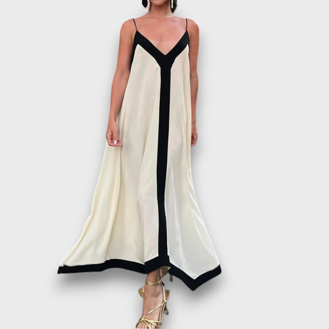 Enya – Maxikleid mit Kontrastkante weißer Buchstabe