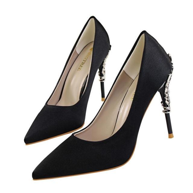 Ernestine - Elegante Damen Pumps für Hochzeit und besondere Anlässe mit Metallabsatz Schwarz