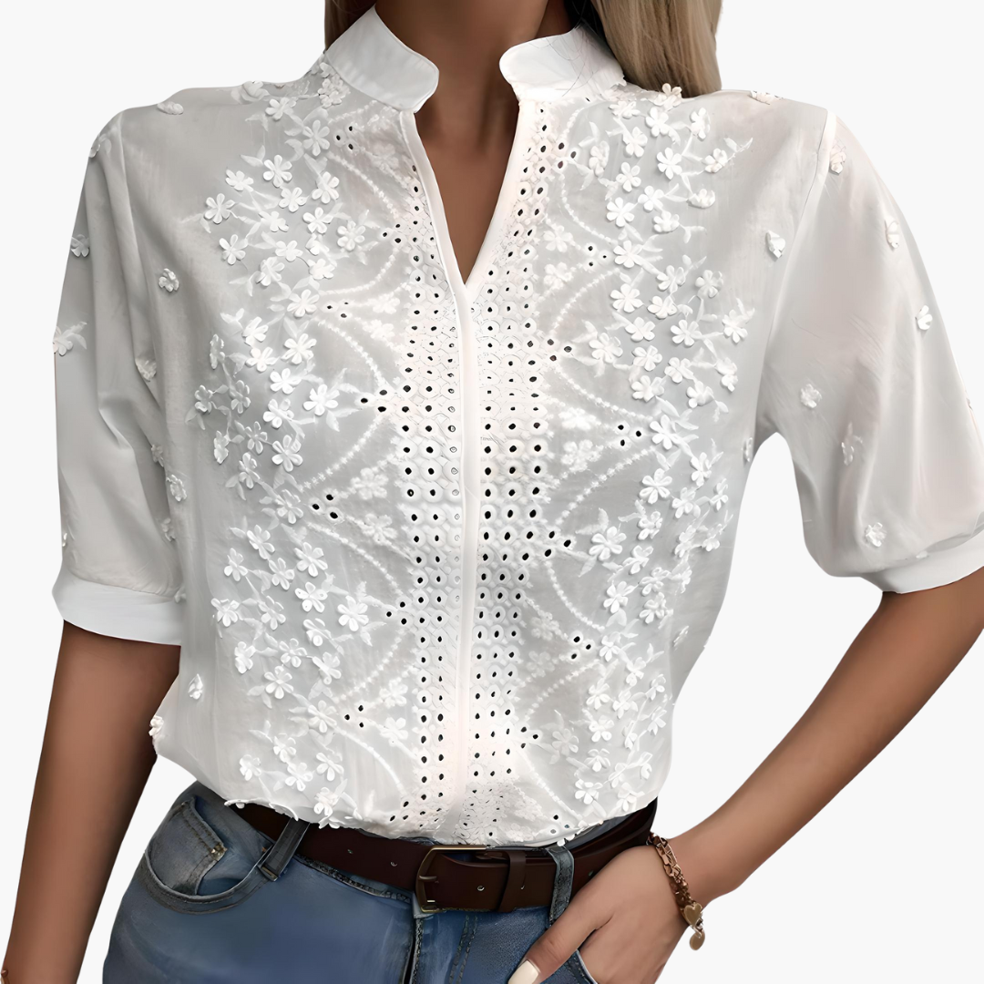 Finja – Damenbluse mit Stickerei und kurzen Ärmeln Weiß 2