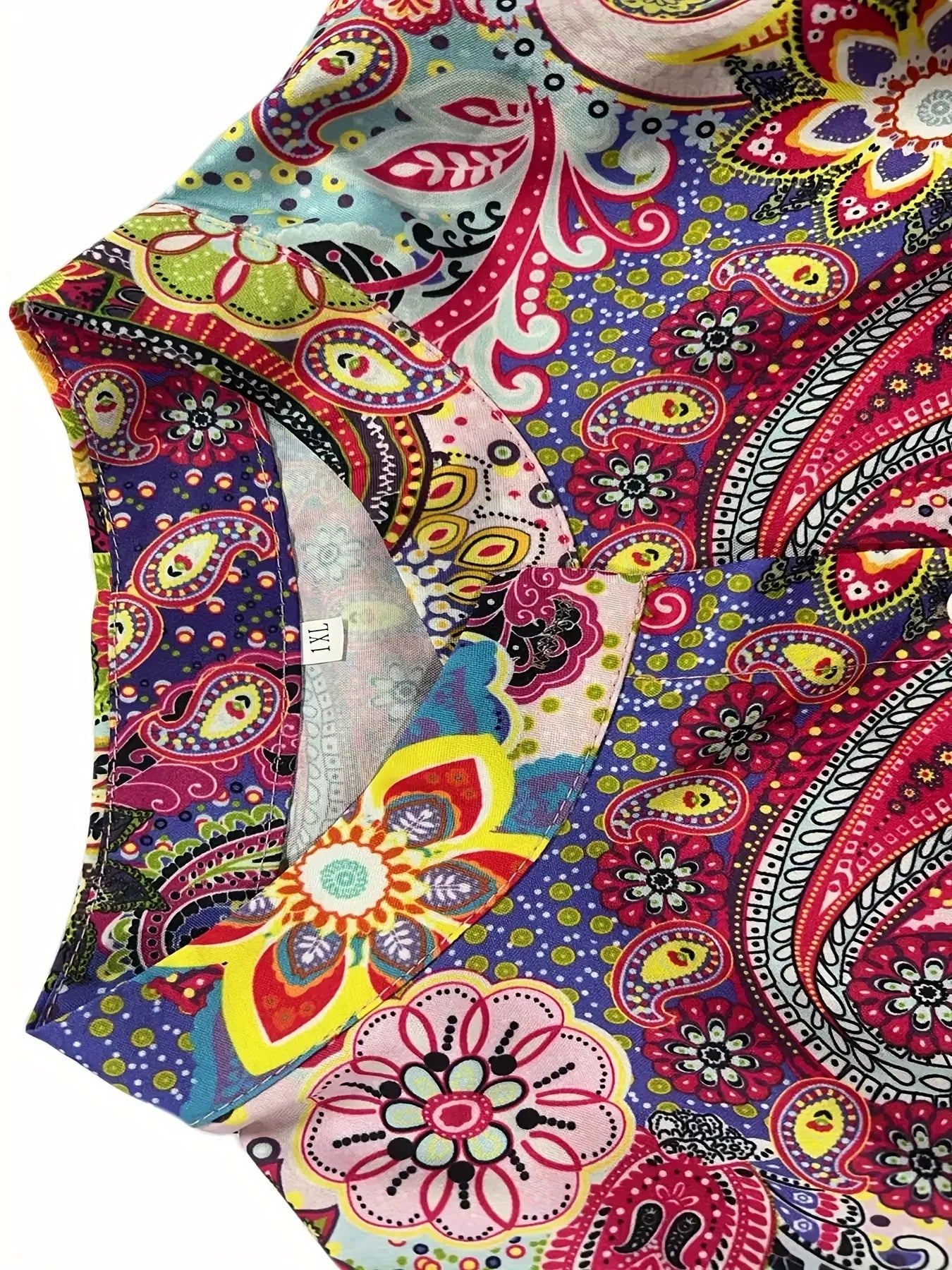 Floralia – Damen T-Shirt mit floralem Print Lila