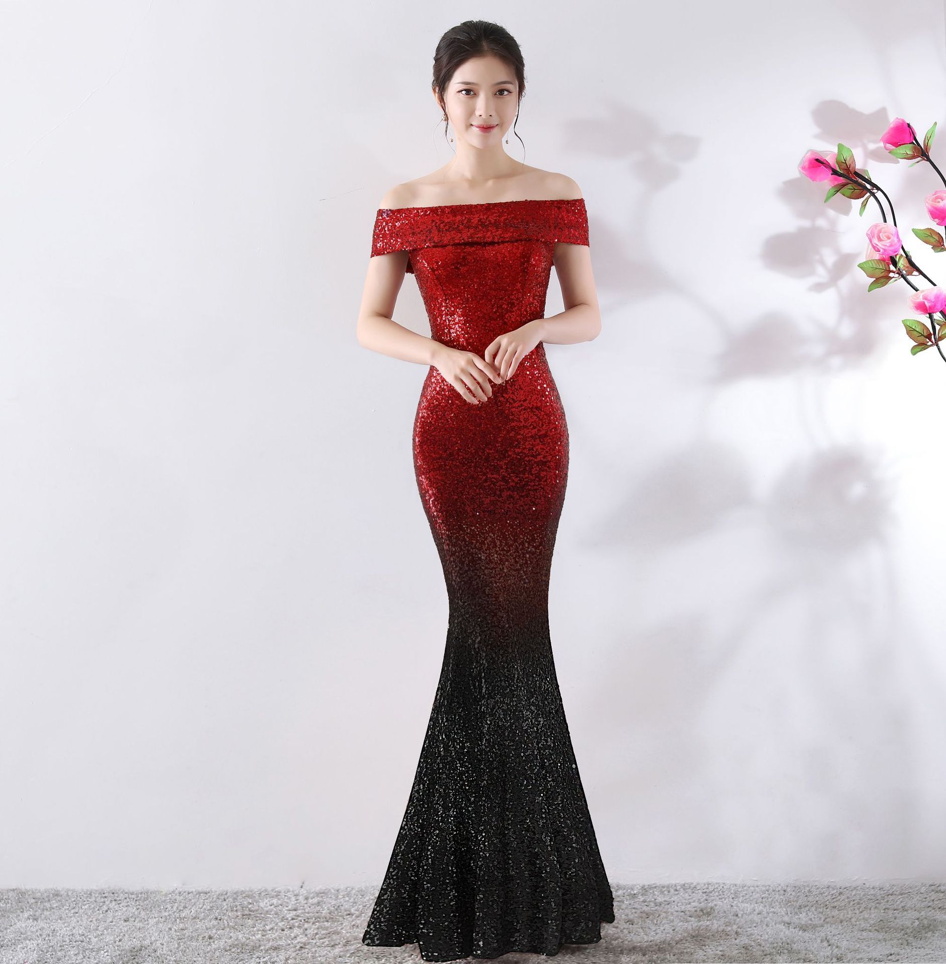 Florentine – Figurbetontes Abendkleid für Partyanlässe Jujube Rot