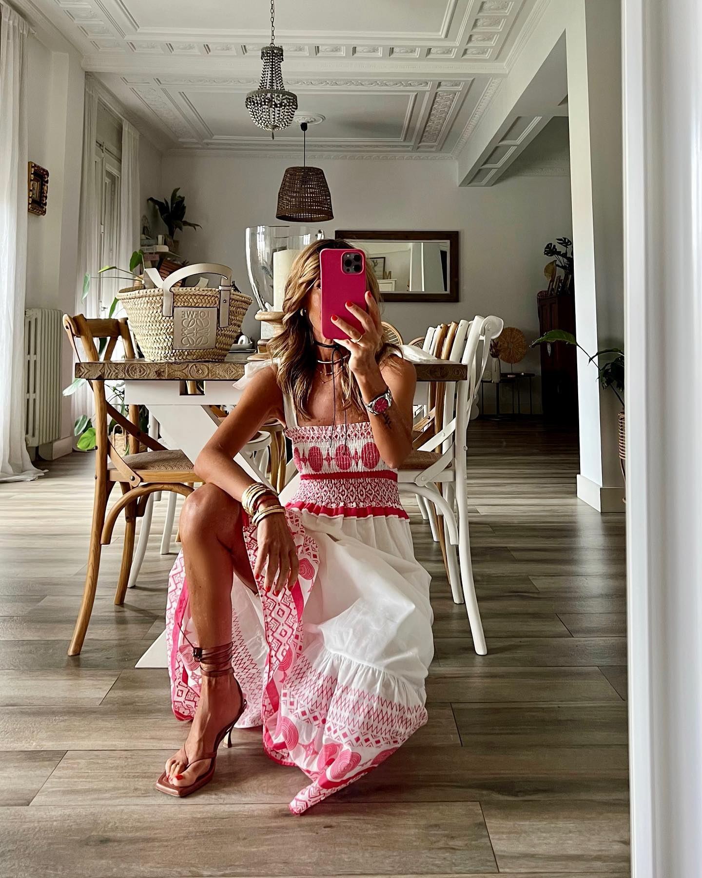 Florika – Langes Kleid mit Schnürung und Druck Rot