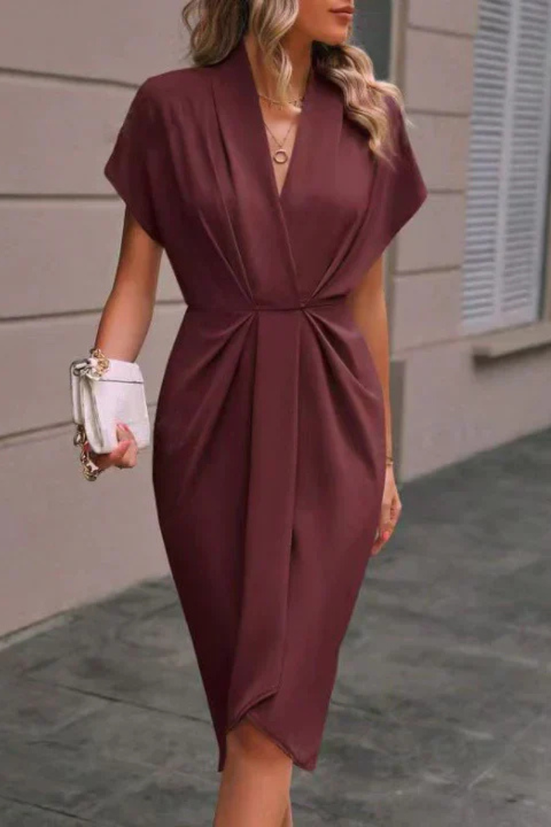 Frelinde – Schwarzes Wickelkleid für Damen Rötlichbraun