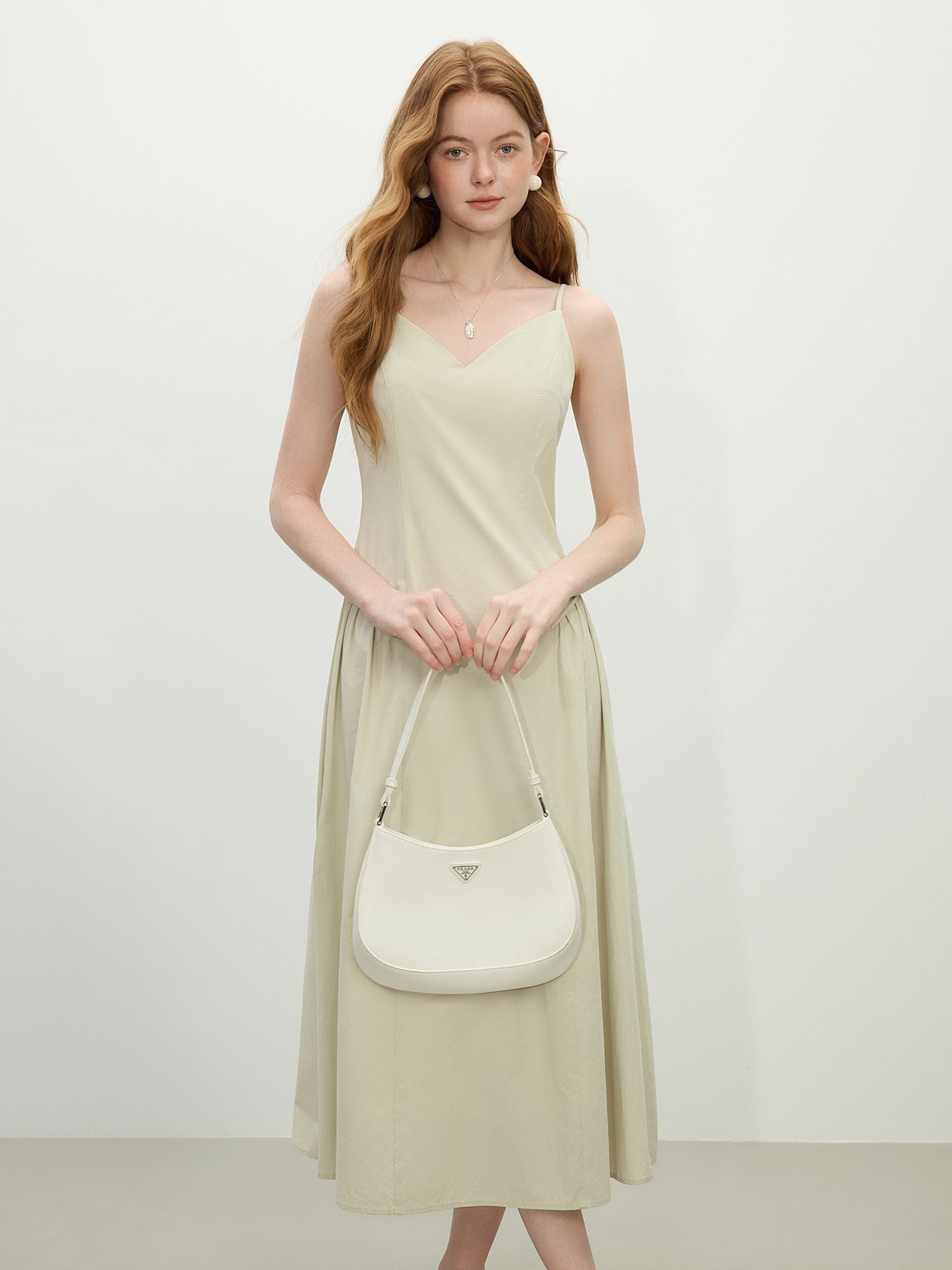 Heidrun - Midikleid mit Spaghettiträgern und V-Ausschnitt Mintgrün