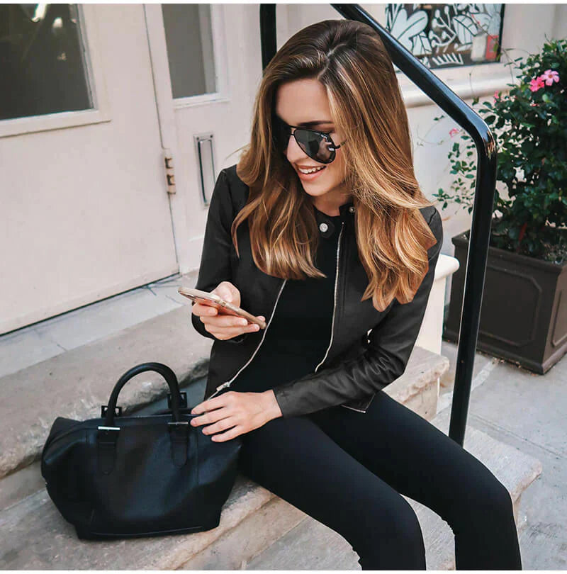 Karina – Stylische Damenjacke Modern Lässig