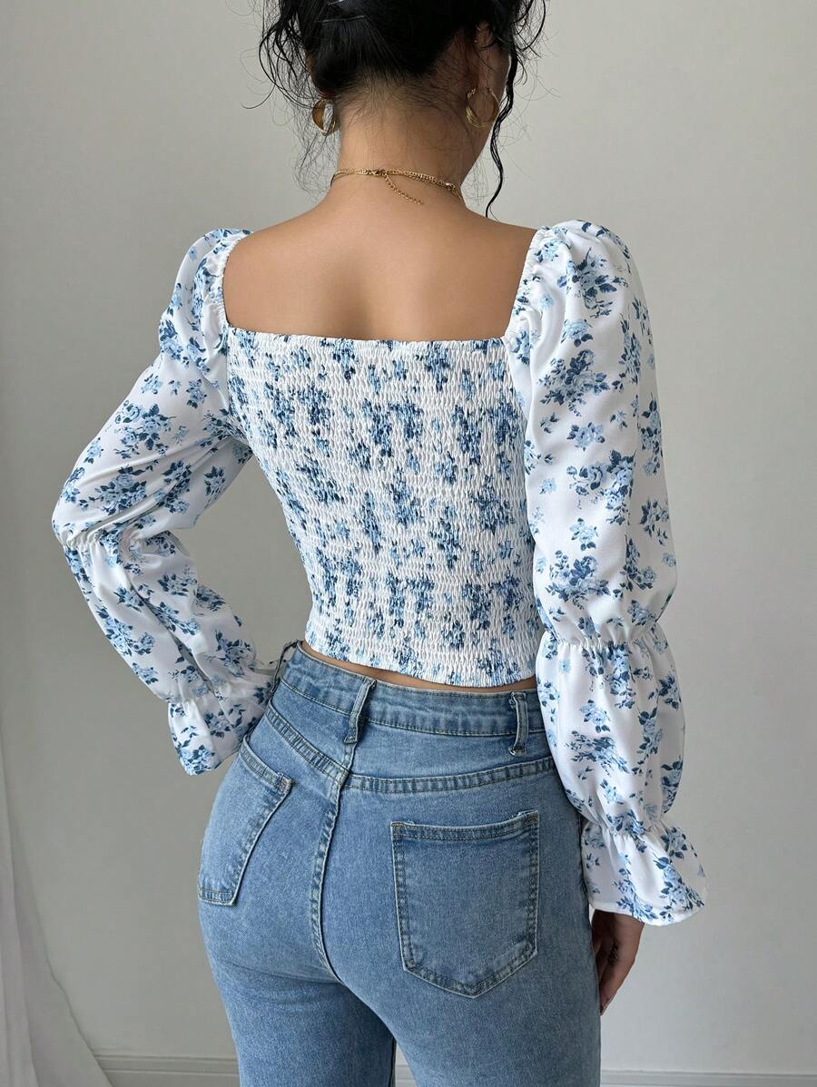 Juliane – Weiße Damen Bluse Blümchen Glockenärmel Zugband-Taille 3