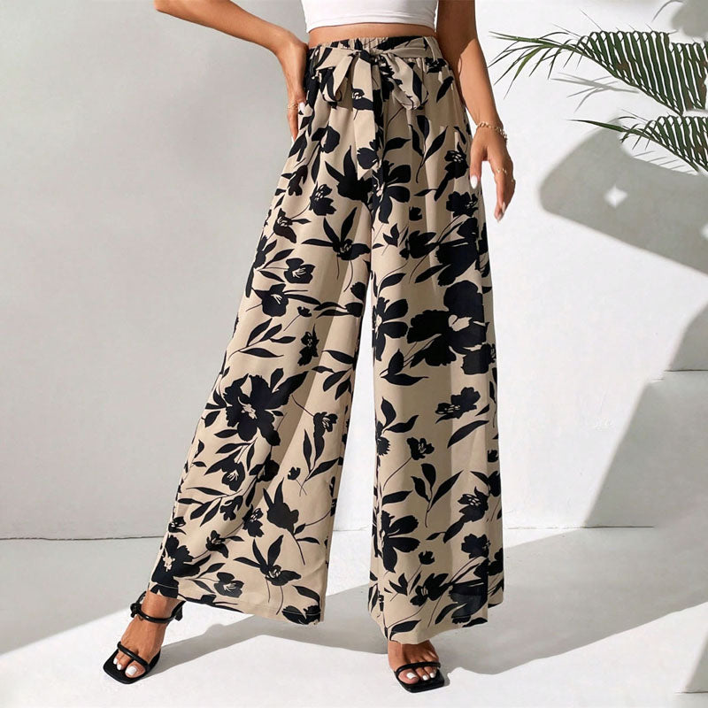 Kassandra - Boho Damen Sommerhosen mit Blumenmuster Mehrfarbig