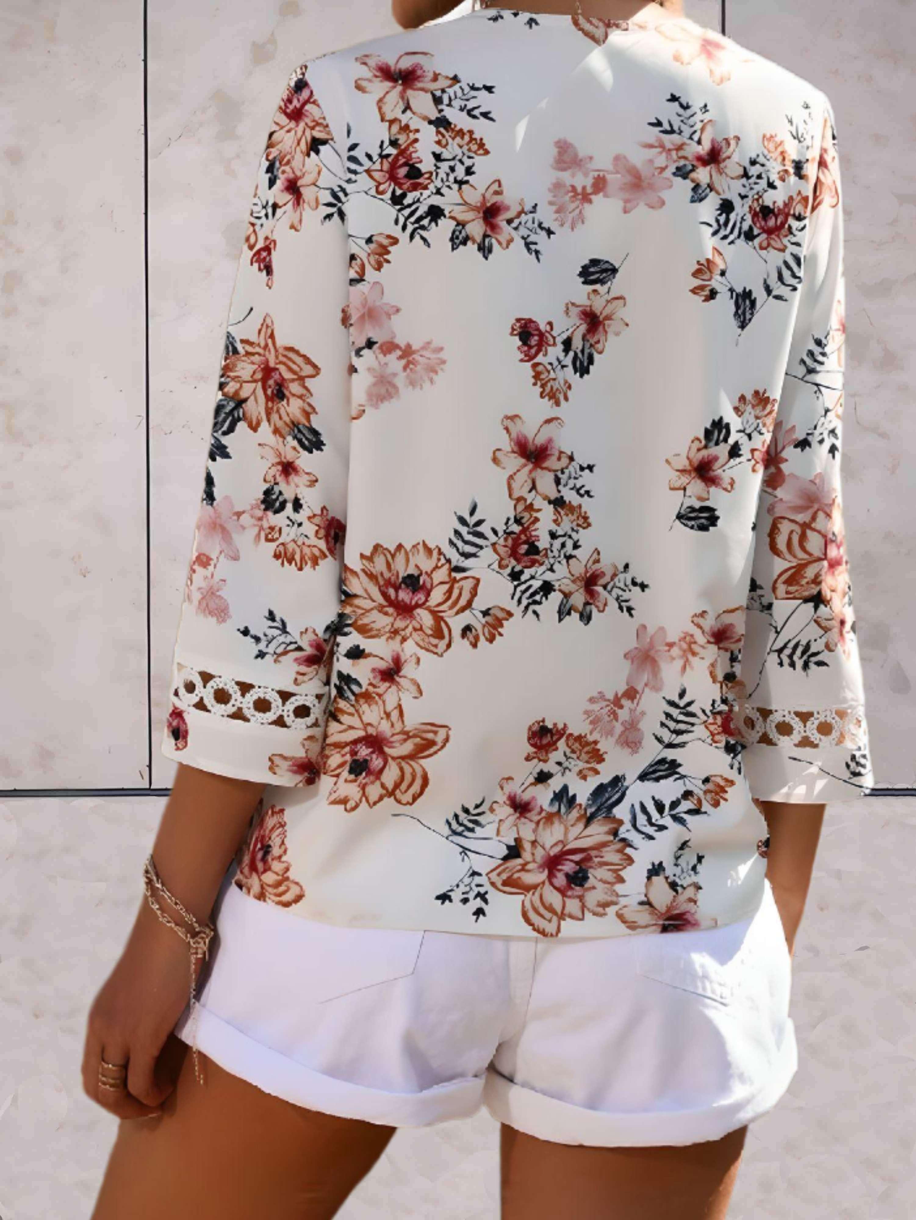 Melina – Bluse Damen V-Ausschnitt Blumen Halblang Ärmel 4