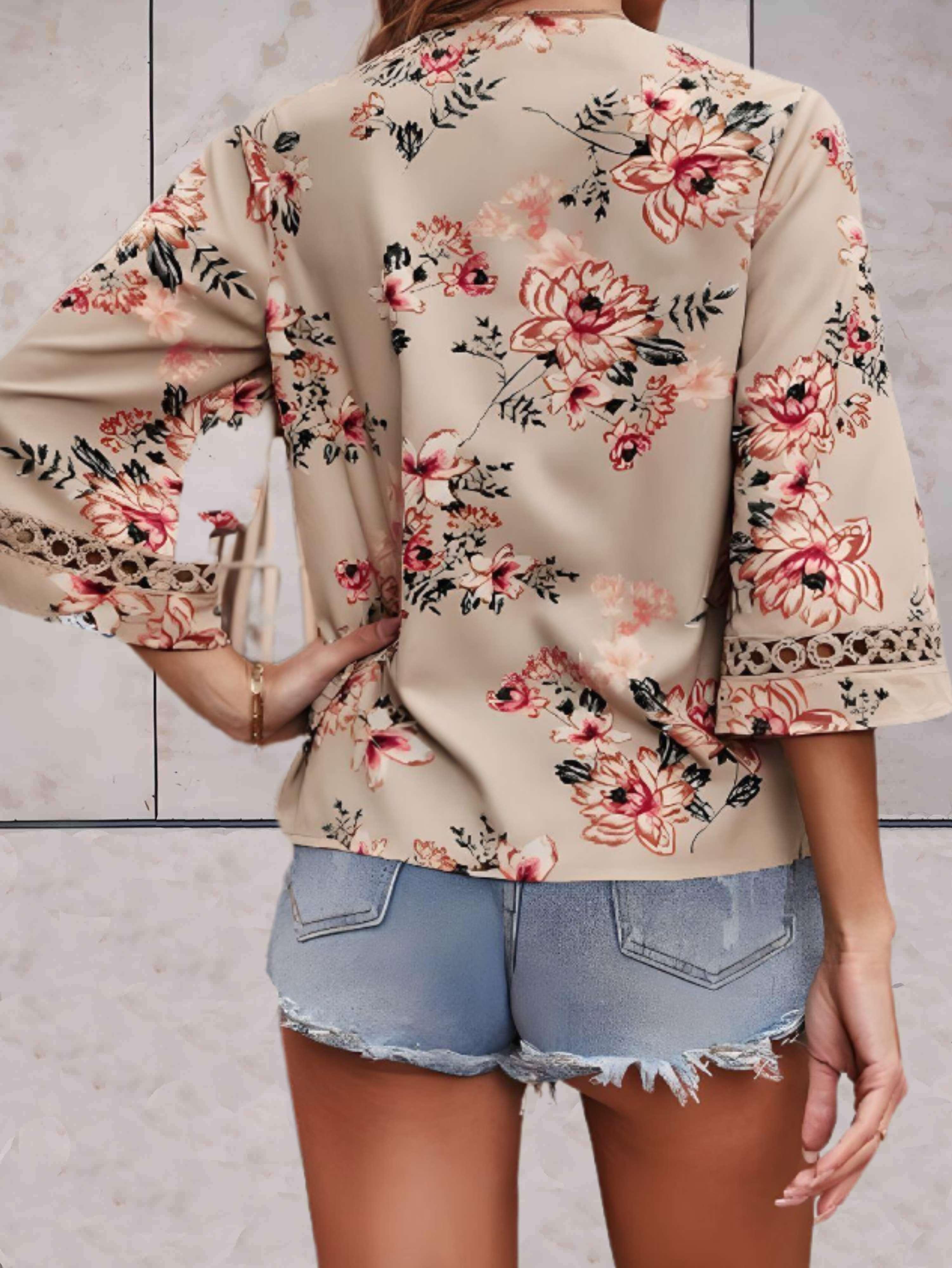 Melina – Bluse Damen V-Ausschnitt Blumen Halblang Ärmel 7