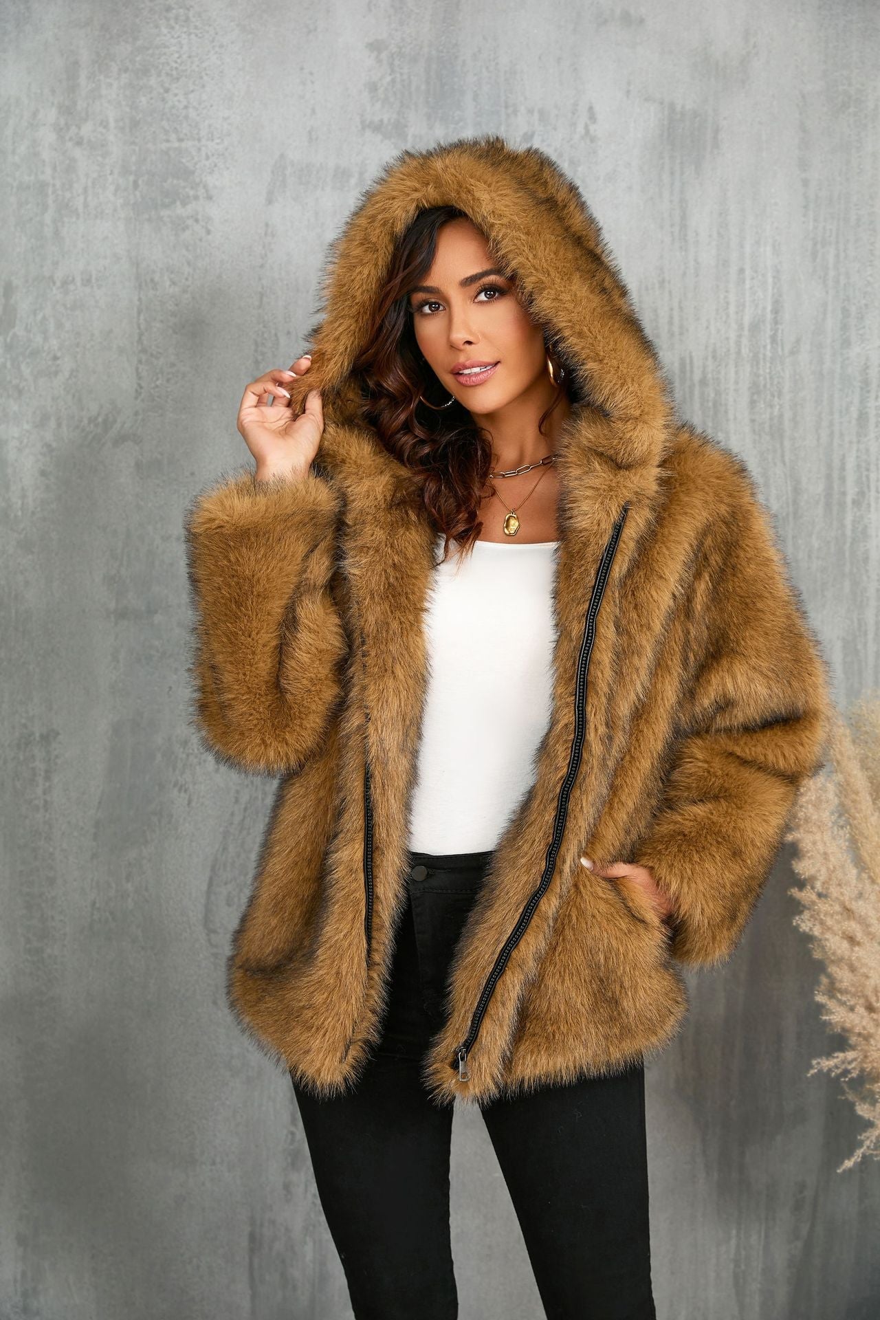 Jule – Kuschelige Kapuzenjacke für Damen
